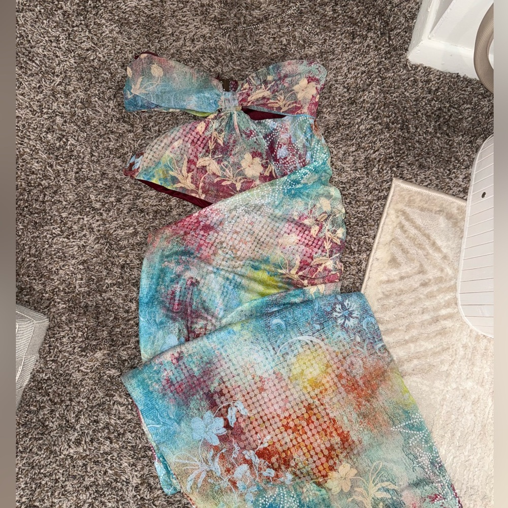 Colorful Abstract Maxi Dress - Picture 3 of 4